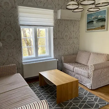 Puehajaerve Residents