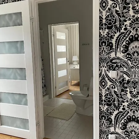 Puehajaerve Residents