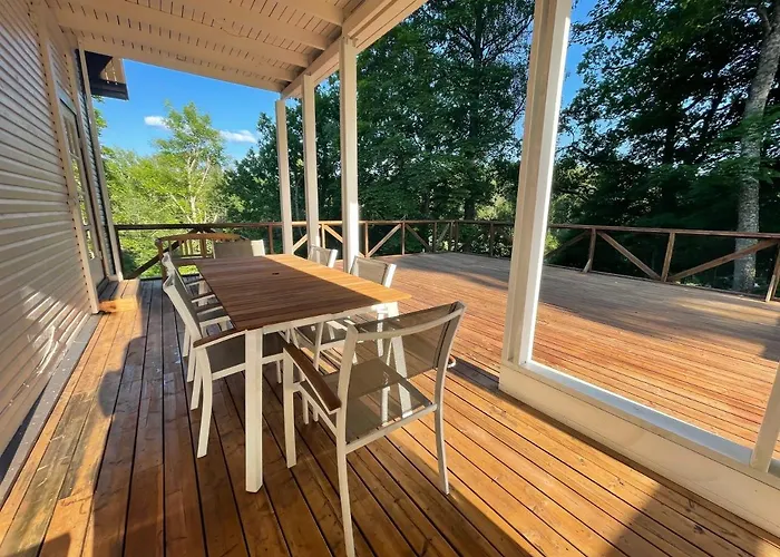 Apartment Puehajaerve Residents