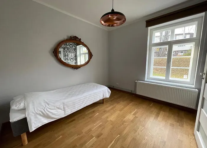 Puehajaerve Residents *