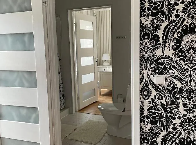 Puehajaerve Residents